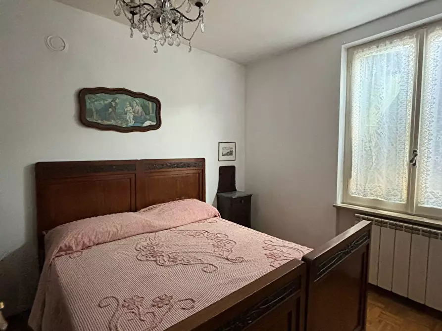 Immagine 9 di Trilocale in affitto  a Varano De' Melegari