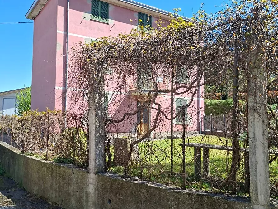 Immagine 3 di Casa indipendente in vendita  a Bore