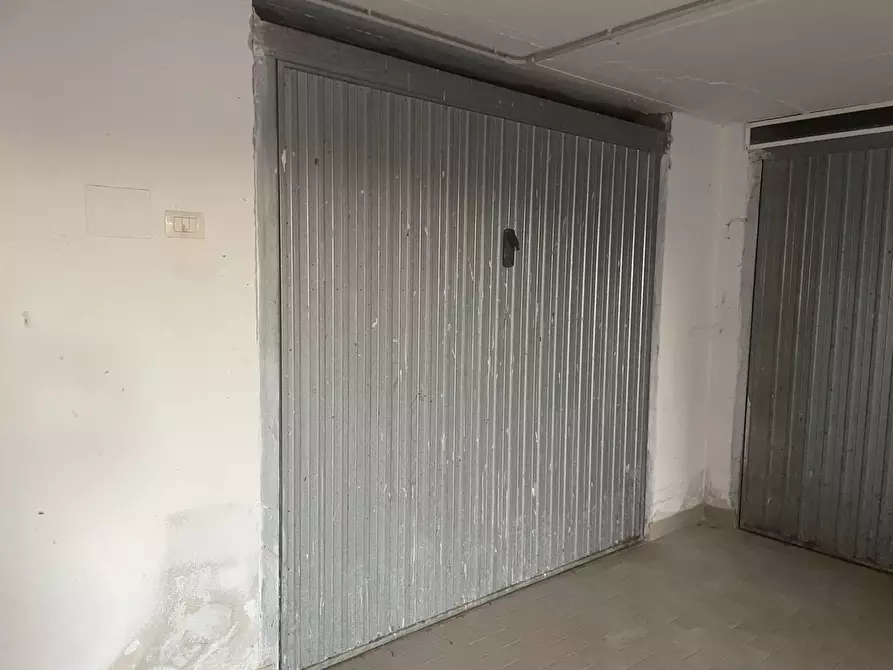 Immagine 1 di Garage in vendita  in Via Anita Garibaldi 30 a Grosseto