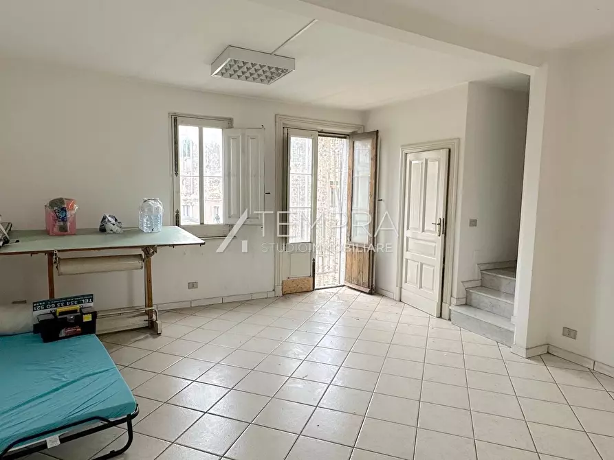 Immagine 14 di Casa indipendente in vendita  a Adrano