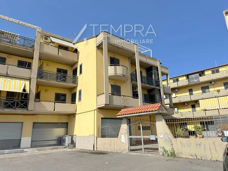 Immagine 35 di Appartamento in vendita  in Via Paolo VI a Adrano