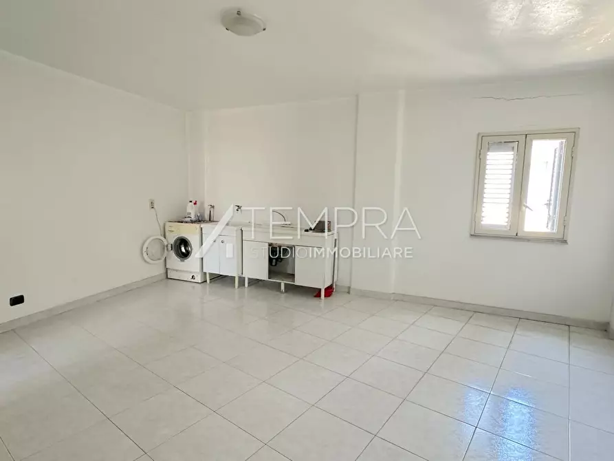 Immagine 17 di Casa indipendente in vendita  in Via Biviere 37 a Adrano