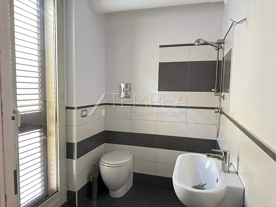 Immagine 32 di Appartamento in vendita  a Valverde