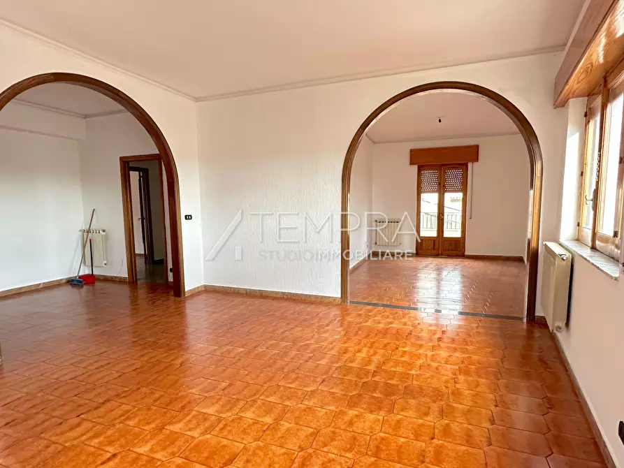 Immagine 2 di Appartamento in vendita  in Via Gaezza 3 a Adrano