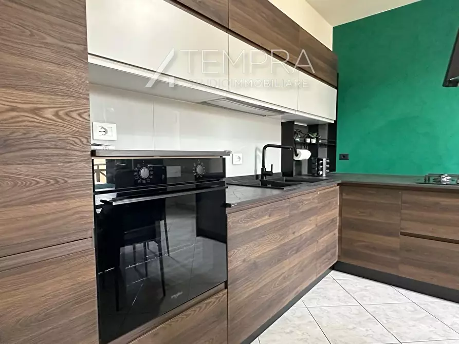 Immagine 7 di Appartamento in vendita  in Via Paolo VI a Adrano