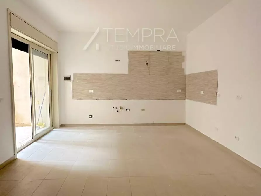 Immagine 2 di Appartamento in vendita  in Via Ninfa Talia a Adrano