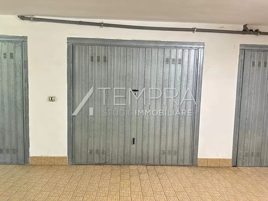 Immagine 38 di Appartamento in vendita  a Aci Castello