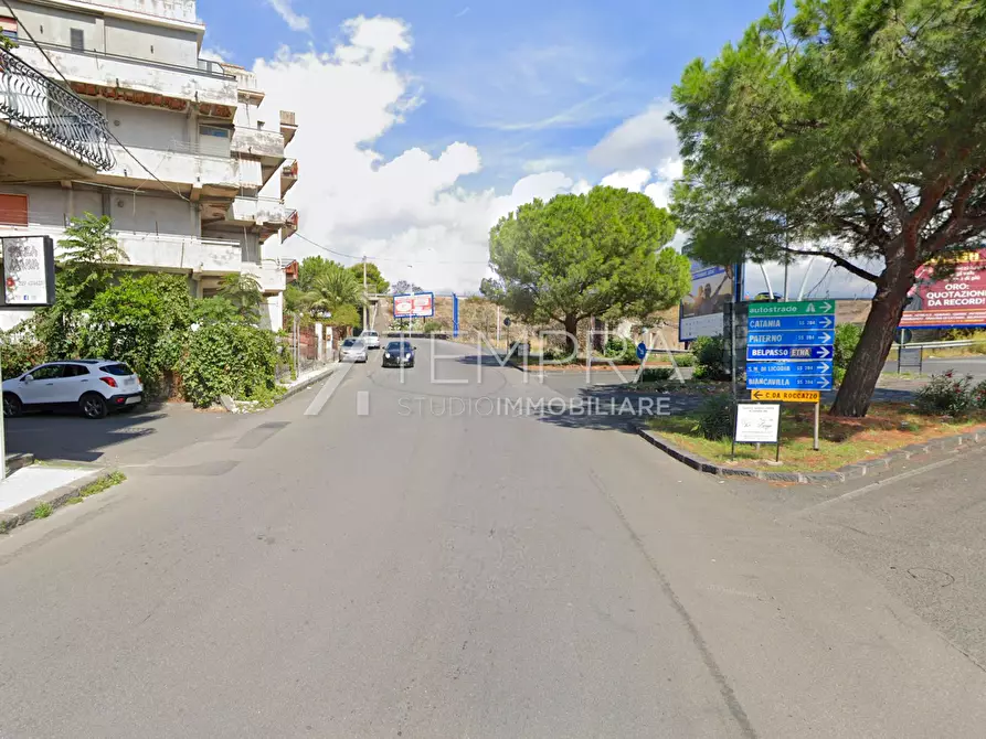 Immagine 19 di Casa semindipendente in vendita  in VIA SOLICCHIATA a Adrano