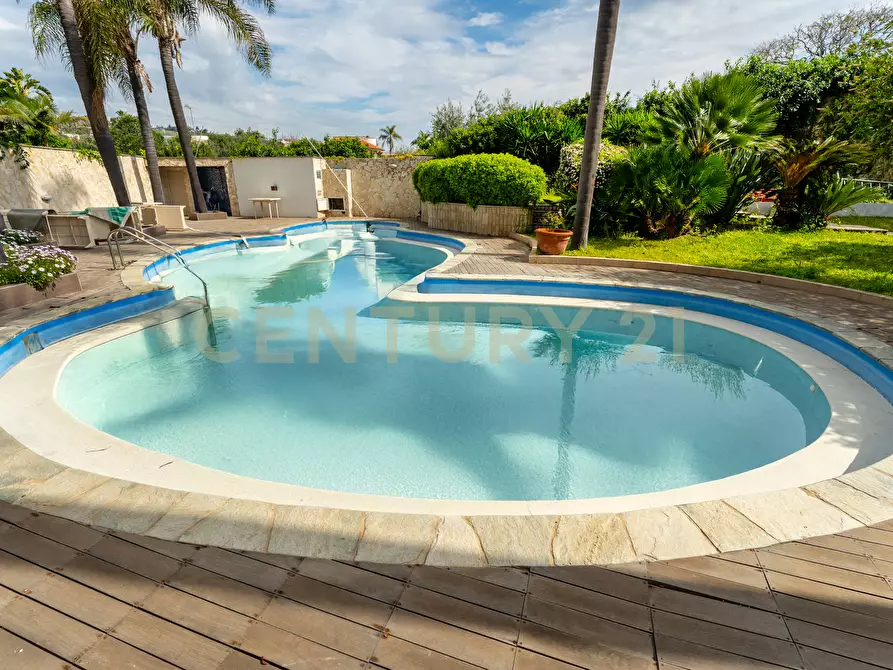 Immagine 6 di Villa in vendita  in Via G. Pezzana 11 a Aci Castello