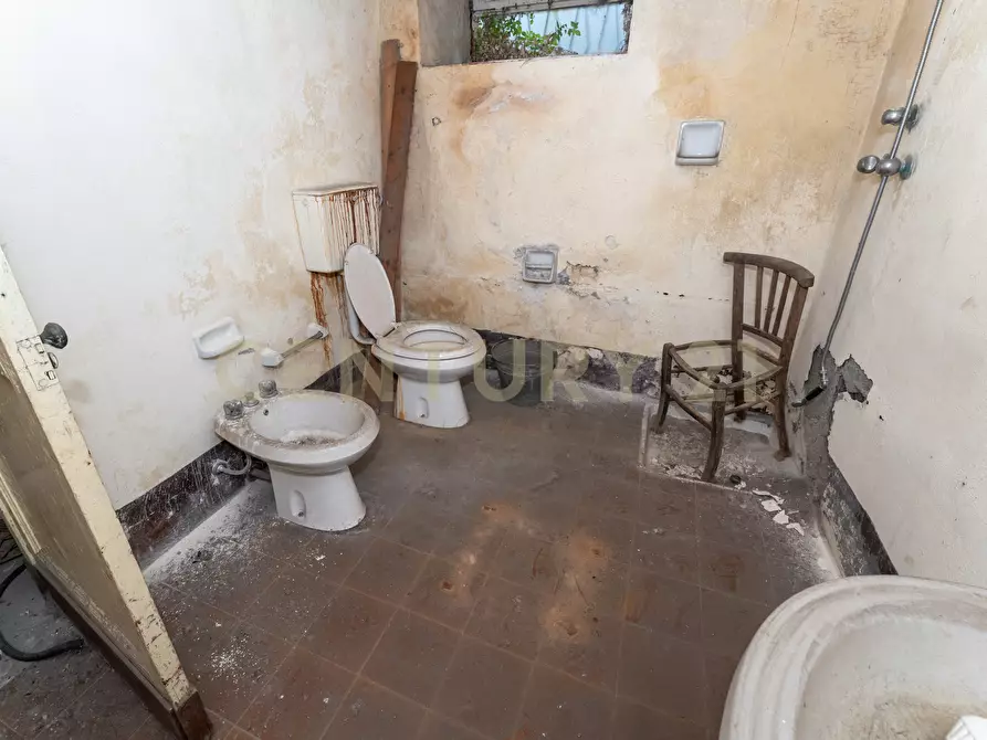 Immagine 60 di Casa indipendente in vendita  in Via Armando Diaz 83 a Zafferana Etnea