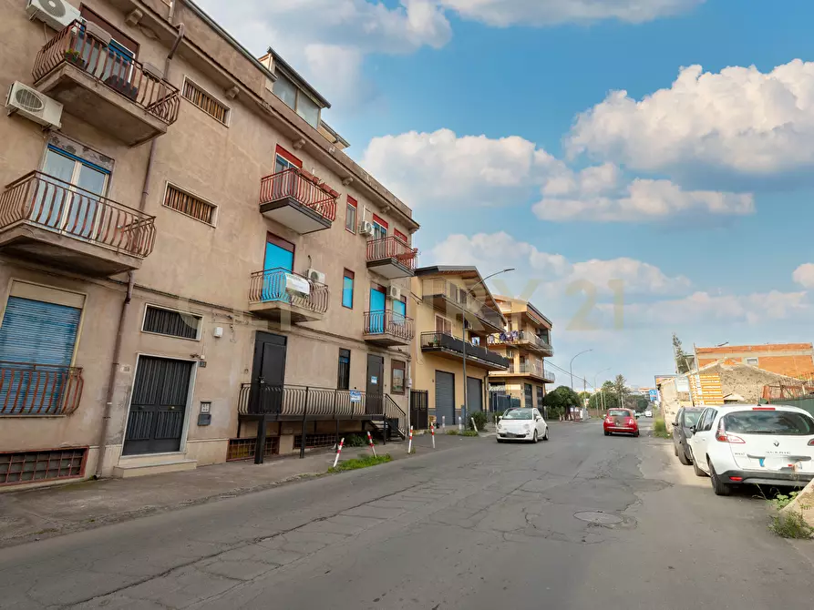 Immagine 2 di Pentalocale in vendita  in Via Casale dei Greci 34 a Adrano