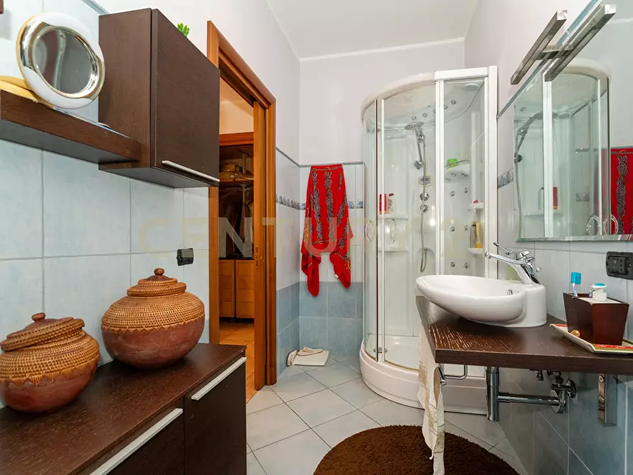 Immagine 62 di Villa in vendita  in Via Alcaloro Petrone 47 a Viagrande