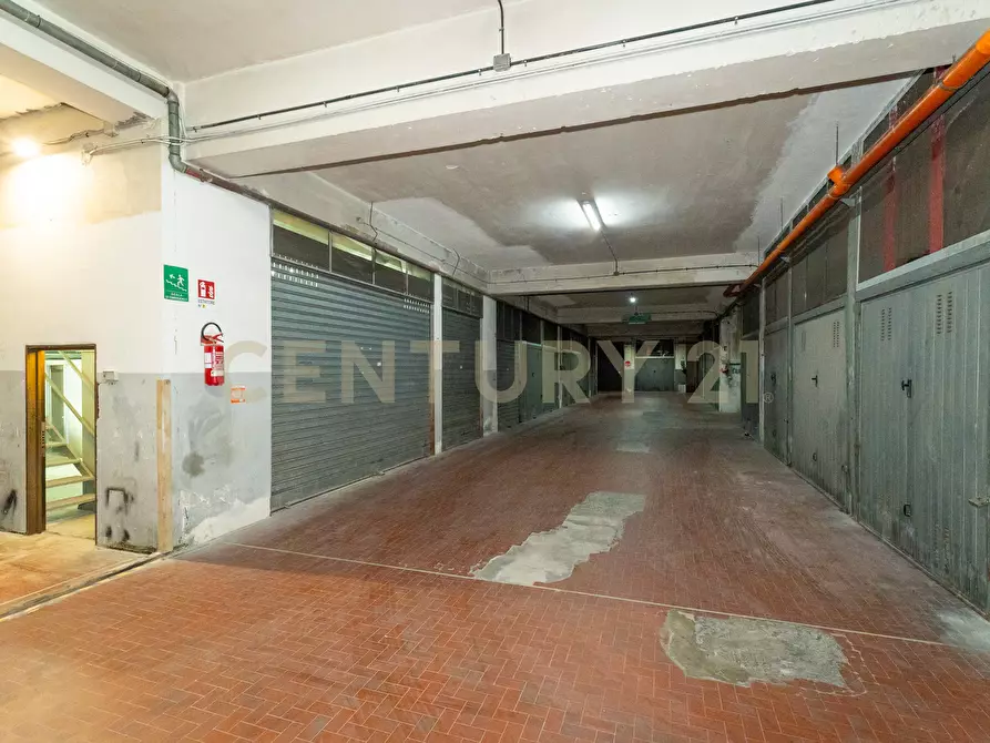 Immagine 29 di Garage in vendita  in Via del Rotolo 42/B a Catania