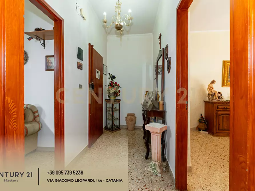 Immagine 11 di Trilocale in vendita  in Villaggio Zia Lisa II 108 a Catania