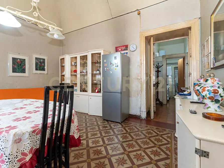 Immagine 10 di Bilocale in vendita  in Via Archimede 143 a Catania