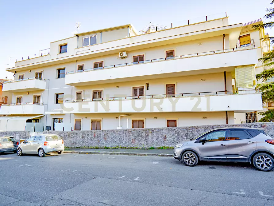 Immagine 40 di Trilocale in vendita  in Via Giuseppe Simili 73-77 a Catania