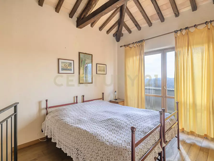 Immagine 66 di Villa in vendita  in Località Campo Rotondo snc a Capranica