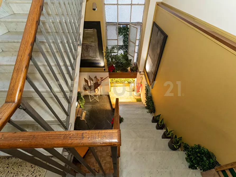 Immagine 29 di Bilocale in vendita  in Via Vittorio Emanuele Orlando 125 a Catania