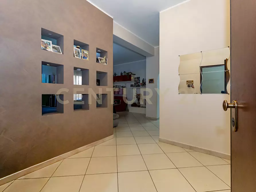 Immagine 9 di Pentalocale in vendita  in Via Cesare Battisti 34 a Belpasso