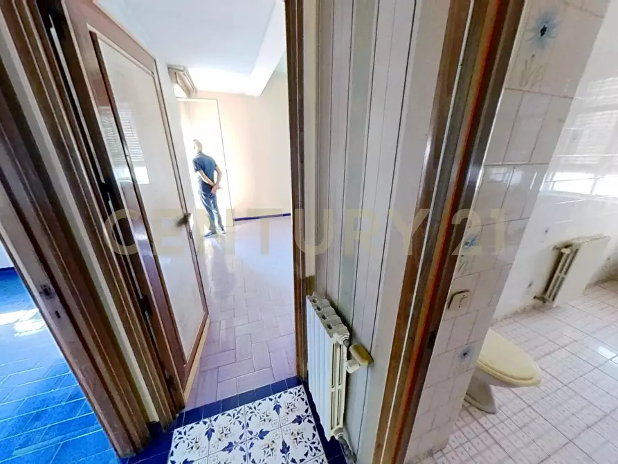 Immagine 34 di Pentalocale in vendita  in Corso Umberto I 1C a Modica