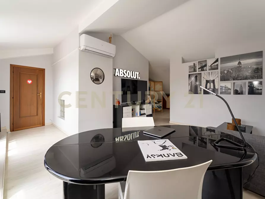 Immagine 72 di Quadrilocale in vendita  in Viale Giuseppe Lainò 7 a Catania
