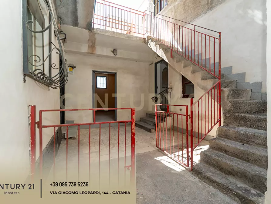 Immagine 55 di Quadrilocale in vendita  in Stradale Cravone 105 a Catania