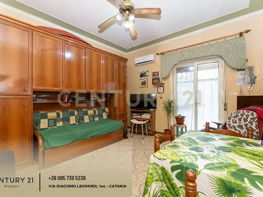 Immagine 31 di Trilocale in vendita  in Via Caduti del Lavoro 2 a Gravina Di Catania