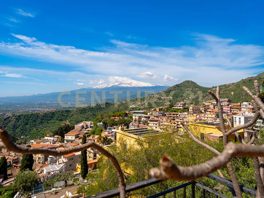 Immagine 47 di Villa in vendita  in Via Leonardo Da Vinci 5 a Taormina