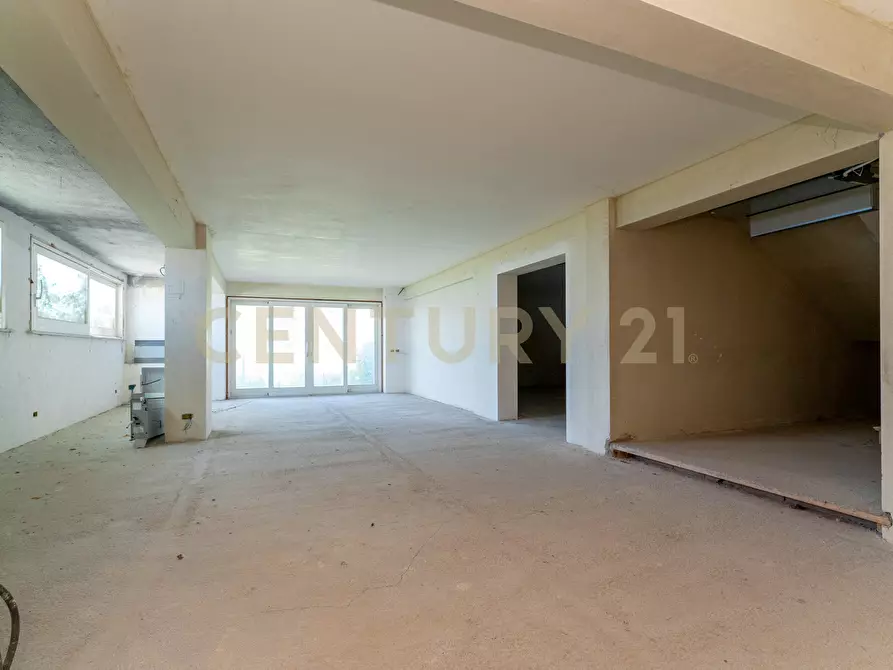 Immagine 22 di Villa in vendita  in Via Casalrosato 19 a Valverde