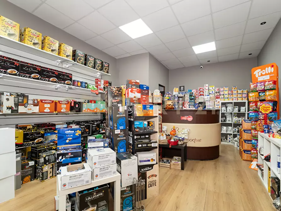 Immagine 42 di Casa indipendente in vendita  in Via Giuseppe Garibaldi 68-70-72 a Nicolosi