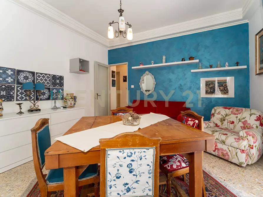Immagine 43 di Appartamento in affitto  in Via Vittorio Emanuele Orlando 130 a Catania