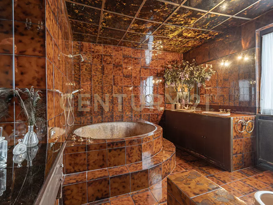 Immagine 12 di Attico in vendita  in Viale Cortina d'Ampezzo a Roma