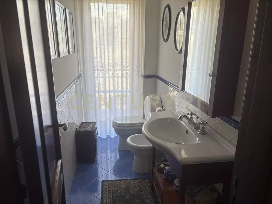 Immagine 10 di Pentalocale in vendita  in Via Acquedotto Greco 181 a Catania