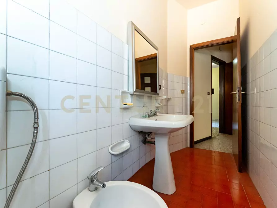 Immagine 10 di Bilocale in vendita  in Via Fimia 42 a Catania