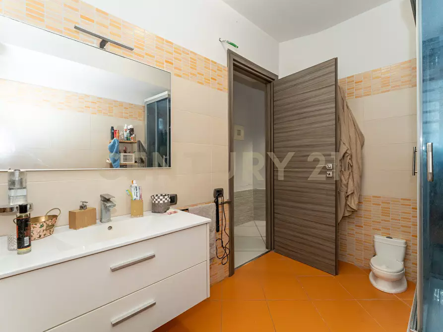 Immagine 22 di Quadrilocale in vendita  in Trav.14 di Via C. Colombo 19 a San Pietro Clarenza