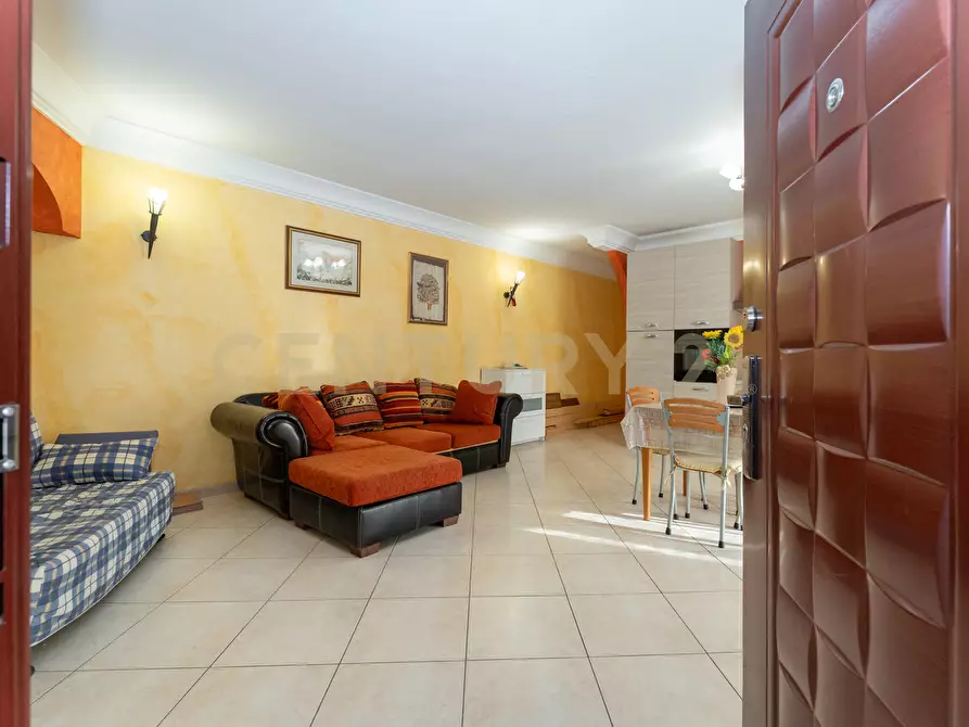 Immagine 4 di Appartamento in vendita  in Via dei Lillà 1 a Valverde