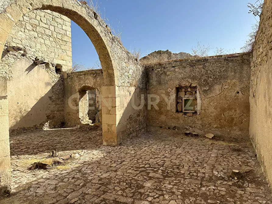Immagine 9 di Rustico / casale in vendita  in Contrada Alia a Licodia Eubea
