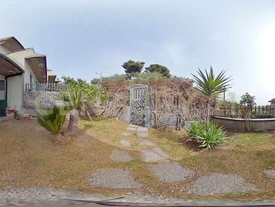 Immagine 77 di Villa in vendita  in Via Santa Rosa da Lima 17 a Catania