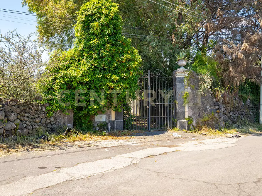 Immagine 2 di Rustico / casale in vendita  in Via Roccamena 84 a Acireale