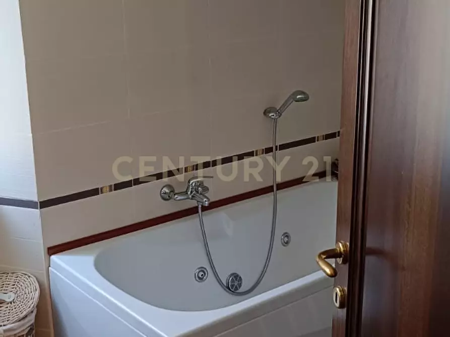 Immagine 37 di Rustico / casale in vendita  a Manciano