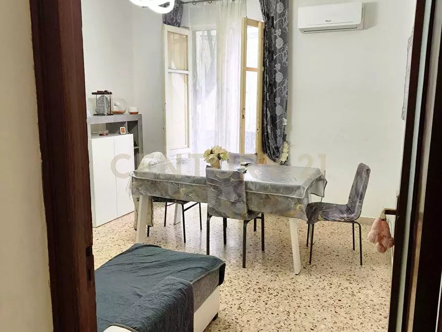 Immagine 12 di Bilocale in vendita  in Via Scillato 34 a Palermo