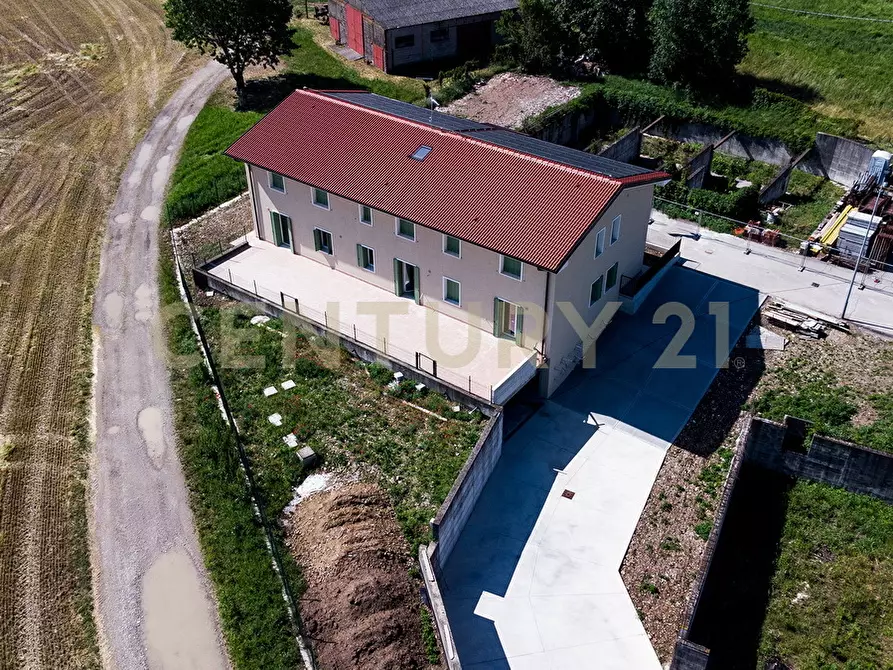 Immagine 59 di Trilocale in vendita  in Via Toffanelle Nuove snc a Zevio