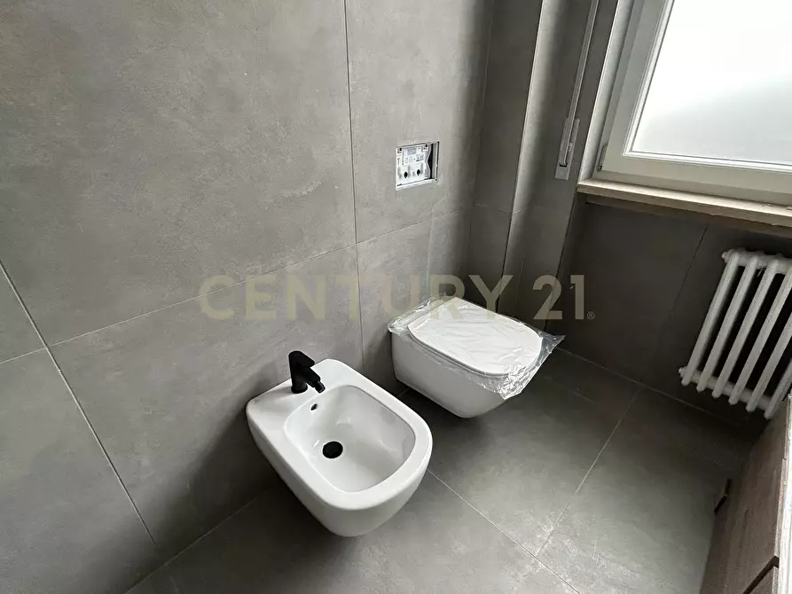 Immagine 21 di Quadrilocale in vendita  in Via Merano 9 a Verona