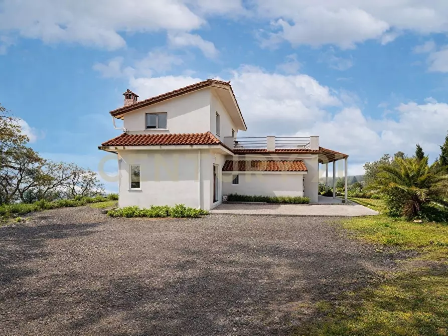 Immagine 3 di Villa in vendita  in Via Nocille 55 a Mascali