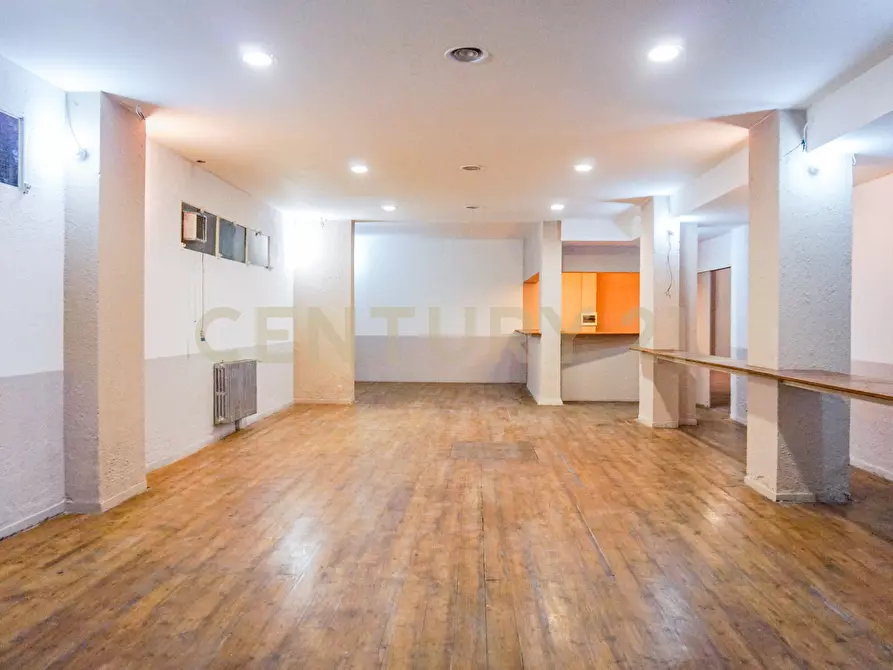 Immagine 1 di Locale commerciale in vendita  in Via Federico Nansen 24 a Roma