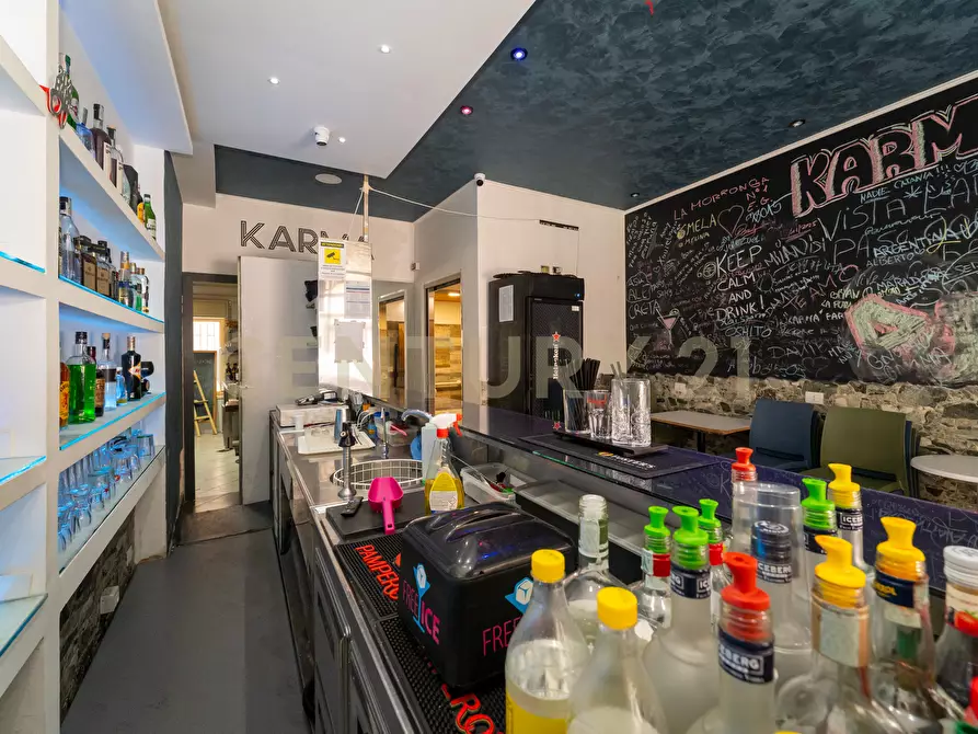 Immagine 3 di Pizzeria / Pub in vendita  in Via Zolfatai 9 a Catania