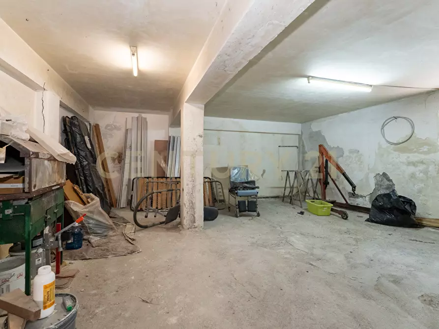 Immagine 48 di Villa in vendita  in Via Macello 47 a Catania