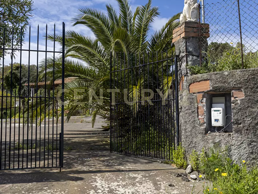 Immagine 1 di Villa in vendita  in Via Reale snc a Lipari
