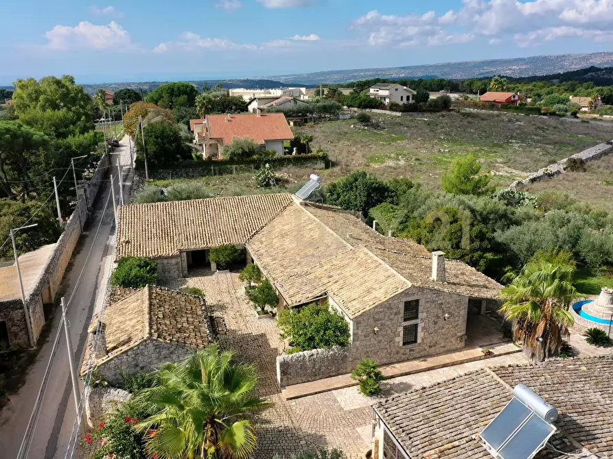 Immagine 51 di Villa in vendita  in Ctr. Pirato Cava Maria 37 a Modica