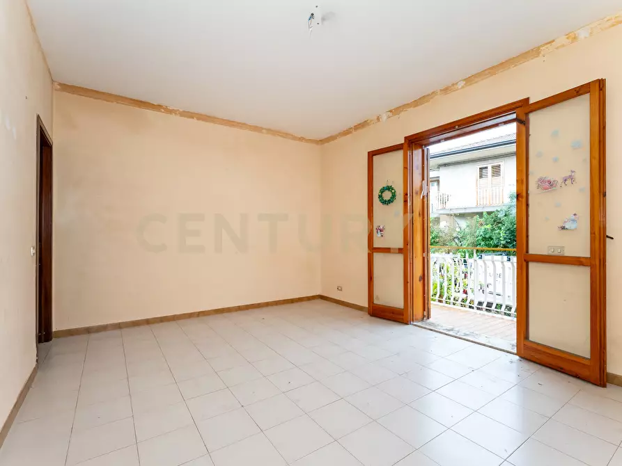 Immagine 29 di Quadrilocale in vendita  in Via Guglielmo Marconi 15 a Viagrande